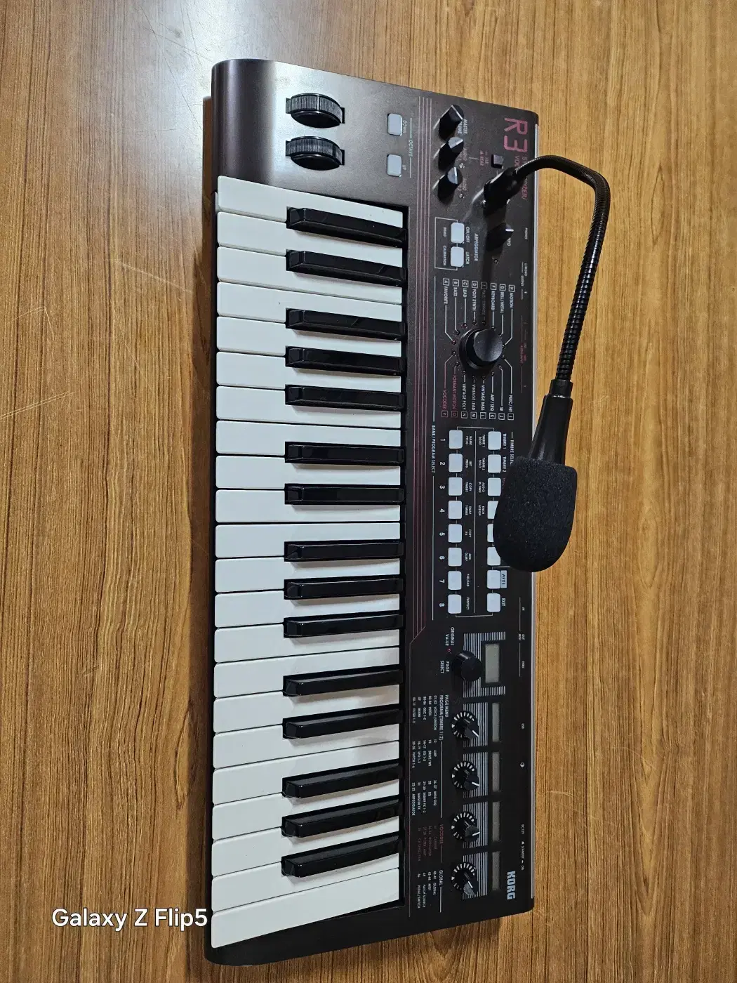 KORG R3 シンセサイザー キーボード